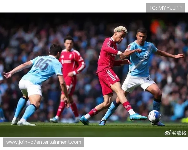 曼城对阿森纳赛后边路战术解析瓜迪奥拉巧妙布阵揭秘