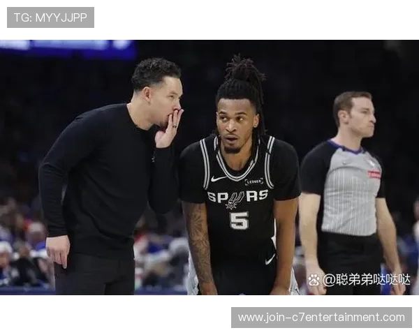 马刺文班亚马休赛期增重有望提升下季内线统治力